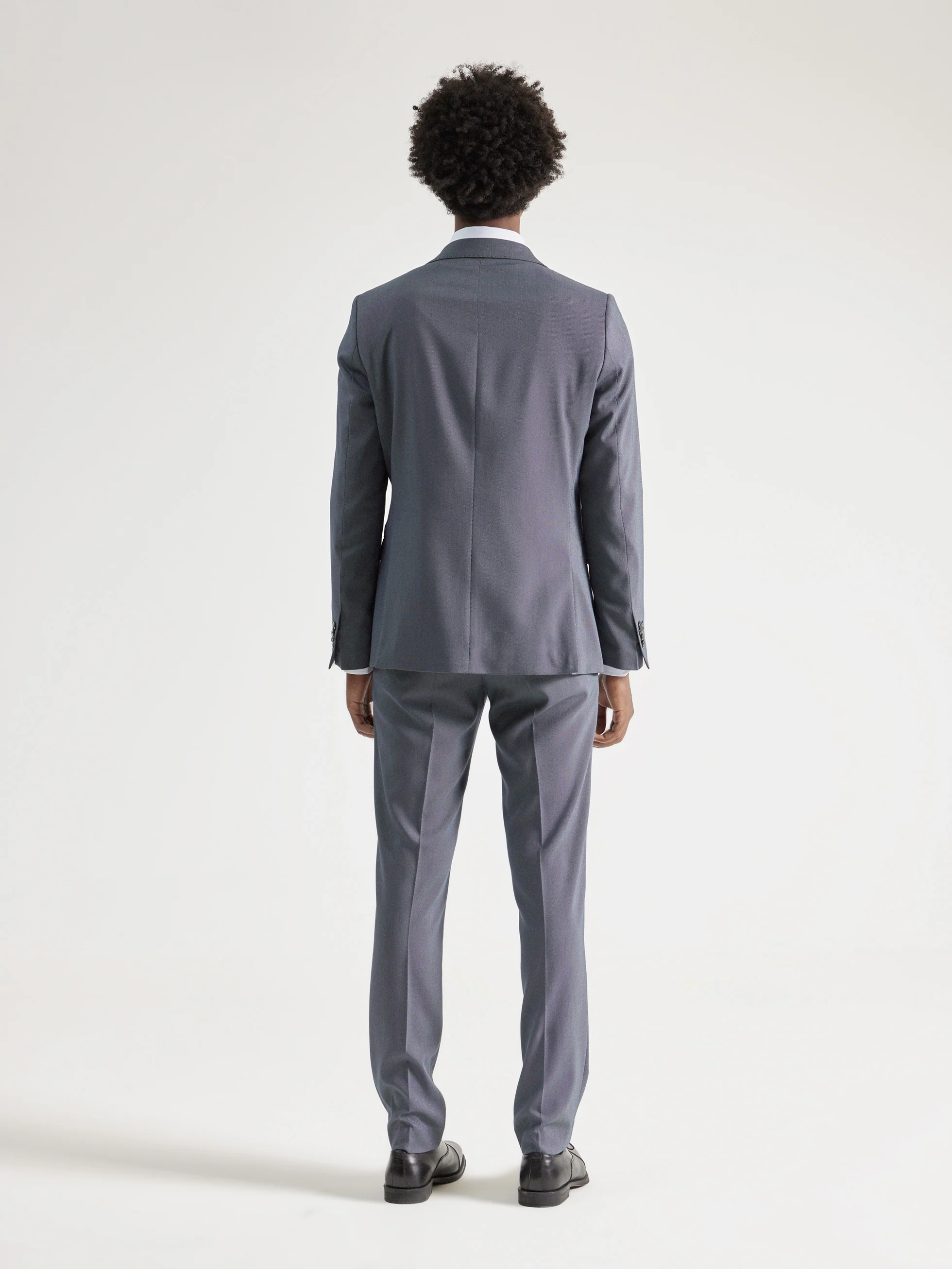 TRAJE ESTRUCTURA GRIS - Image 4