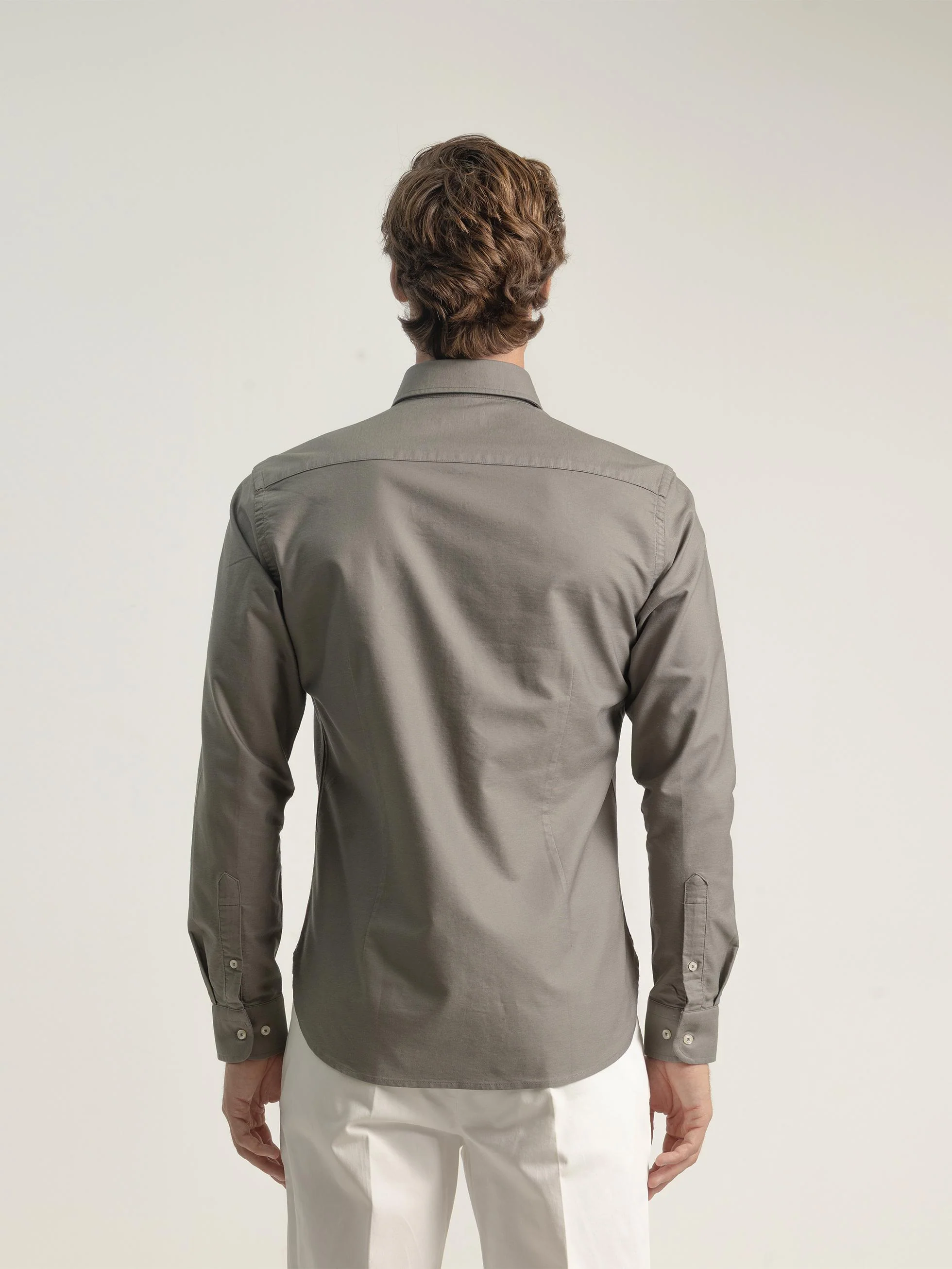 CAMISA OXFORD ALGODÓN TOPO - Image 4