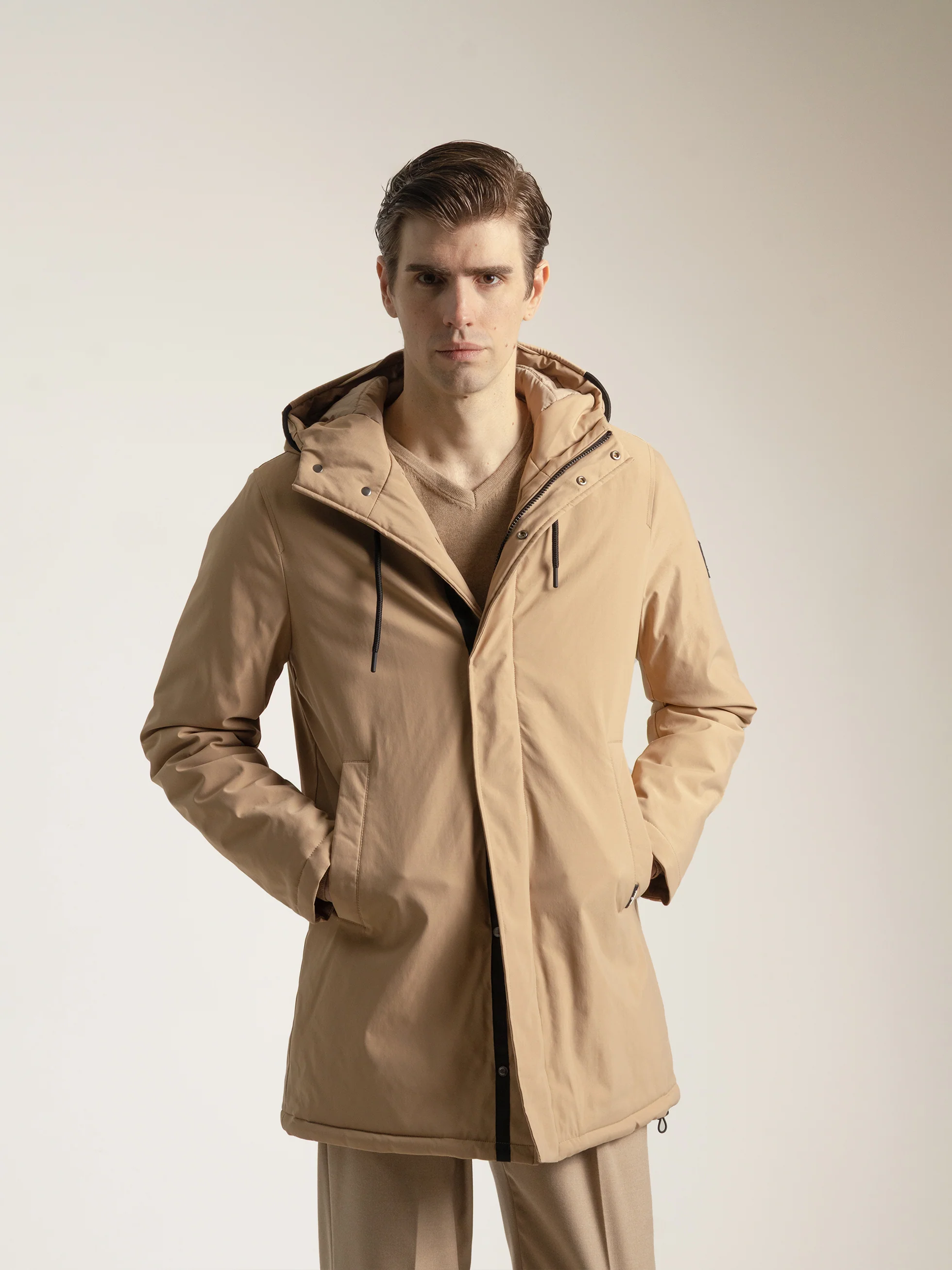 PARKA TÉCNICA CAPUCHA OCRE - Image 3