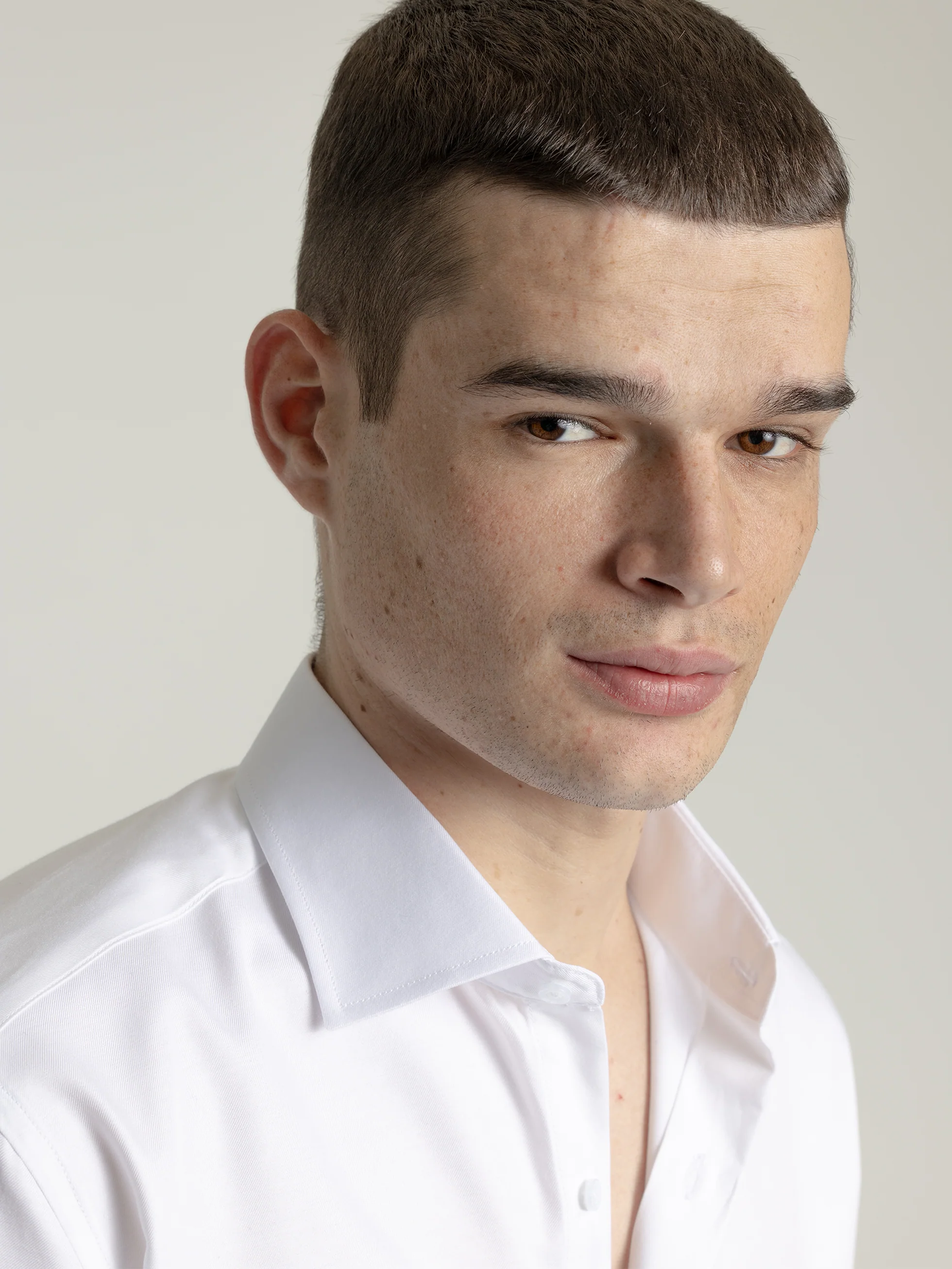 CAMISA TWILL VESTIR BLANCA - Image 3